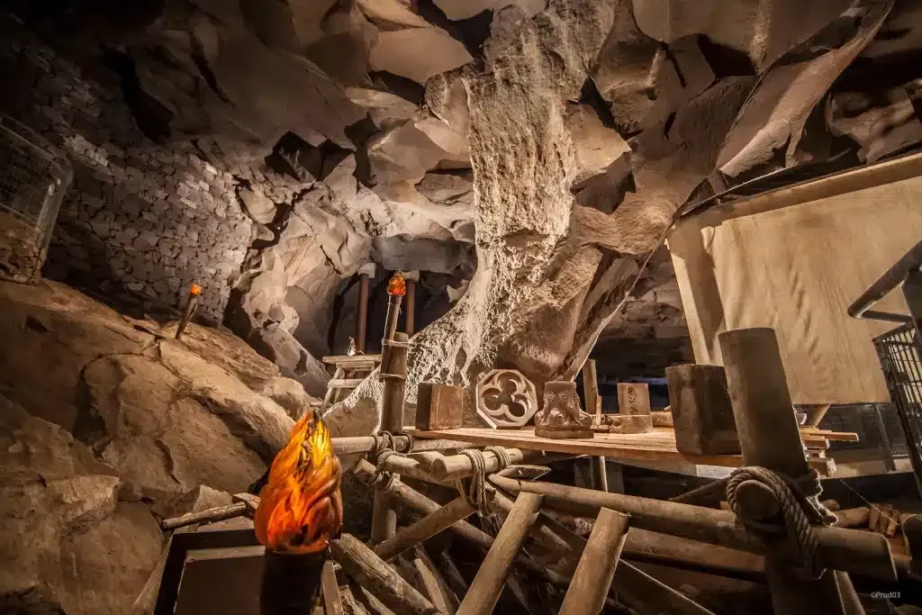 La Grotte de la Pierre de Volvic, une visite immersive entre pierre, lumière et histoire